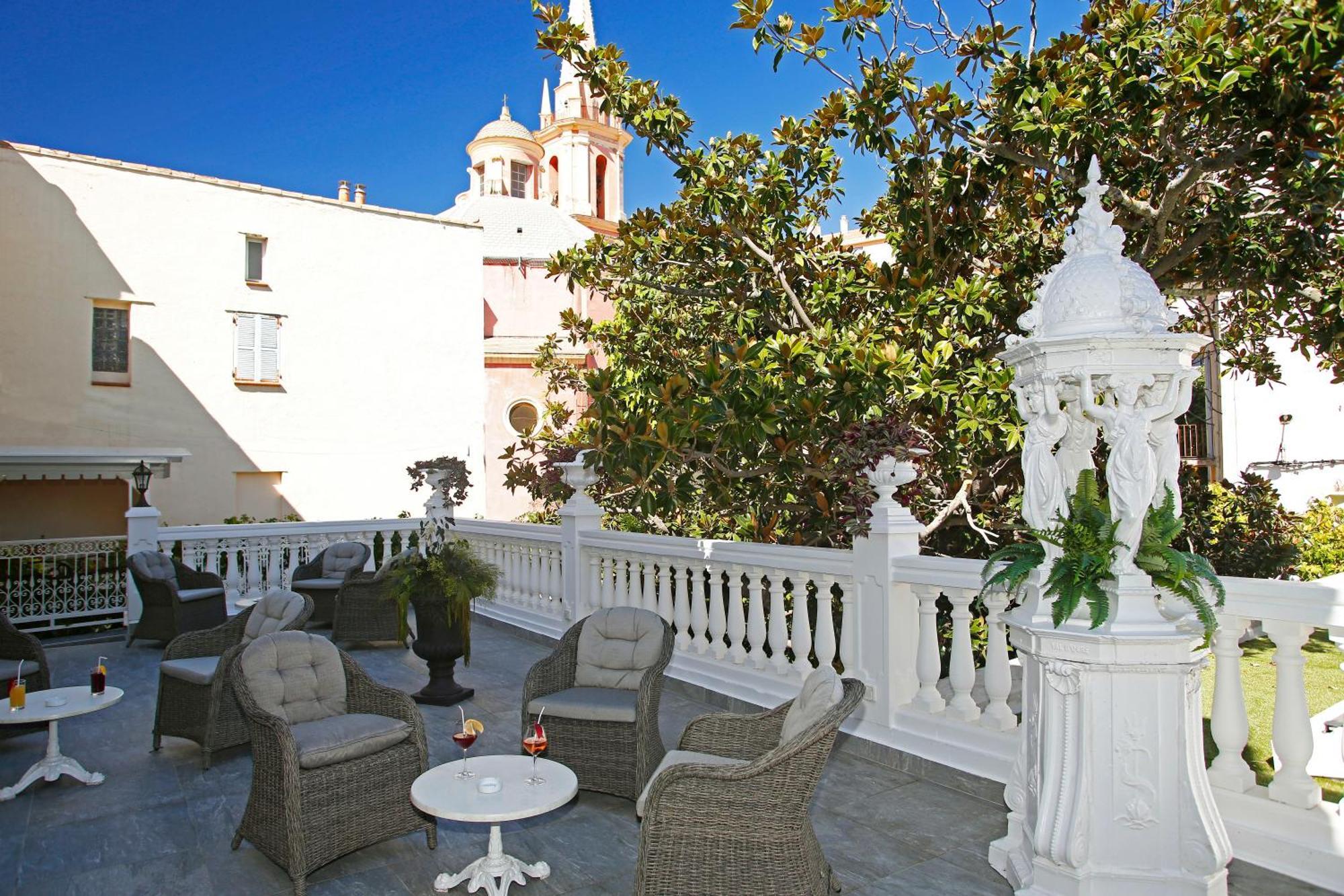 Le Magnolia Hotel Calvi  Bagian luar foto